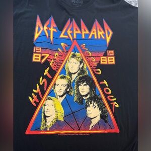 Def Leppard hysteria world tour shirt